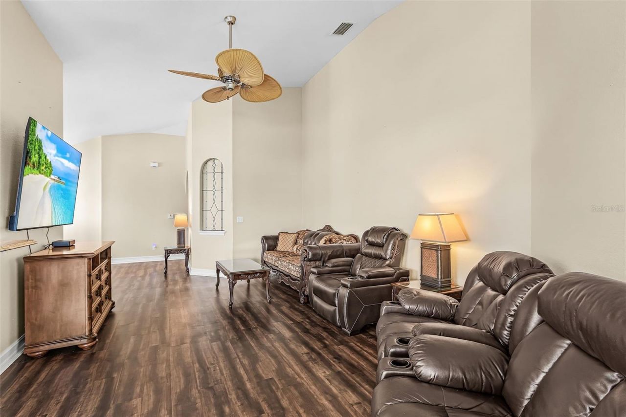 5626 Cape Harbour Drive, Unit 202, Cape Coral, FL 33914 Photo