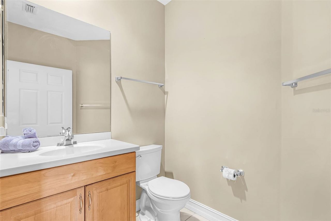 5626 Cape Harbour Drive, Unit 202, Cape Coral, FL 33914 Photo