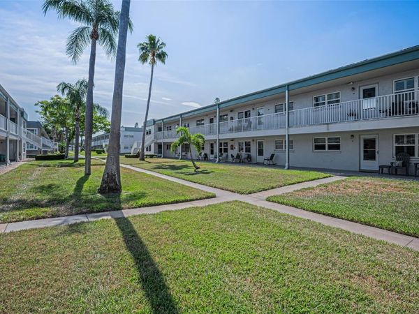 5216 81ST STREET N, Unit 5, ST PETERSBURG, FL 33709