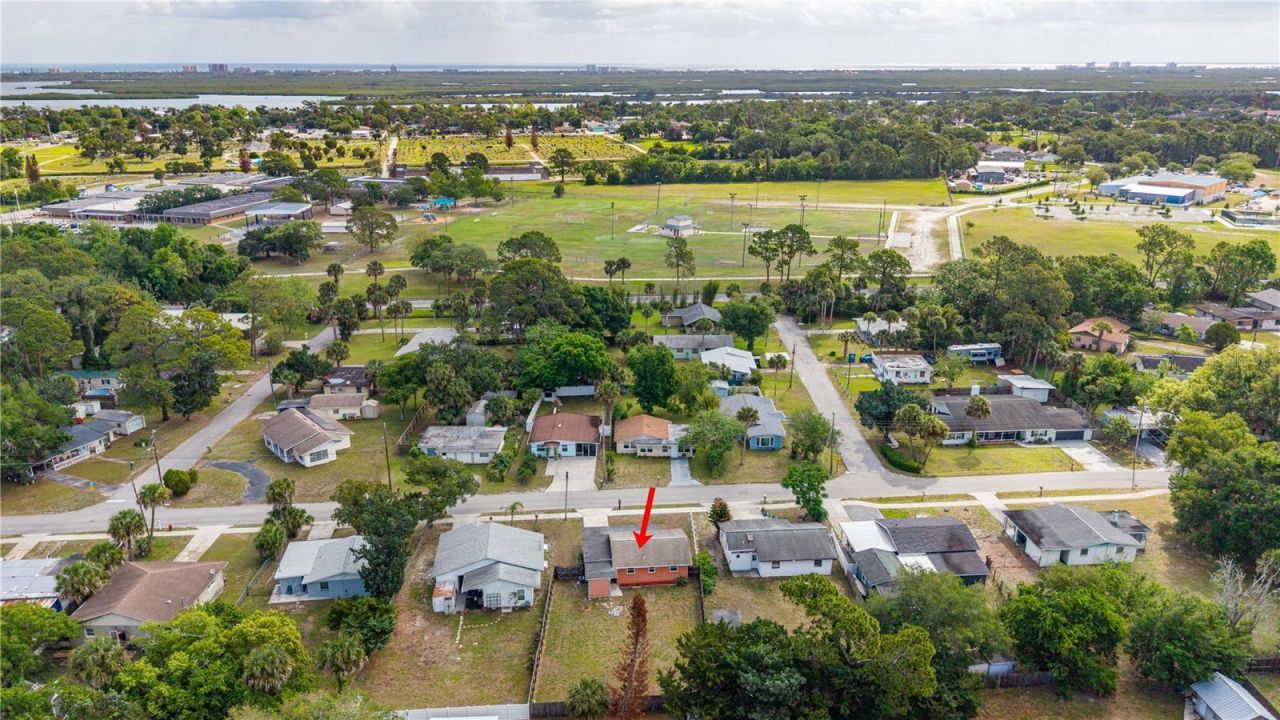 916 Flagler Avenue, Edgewater, FL 32132 Photo