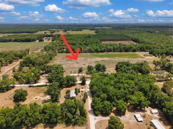 18 AC NW CR 138 , BRANFORD, FL 32008