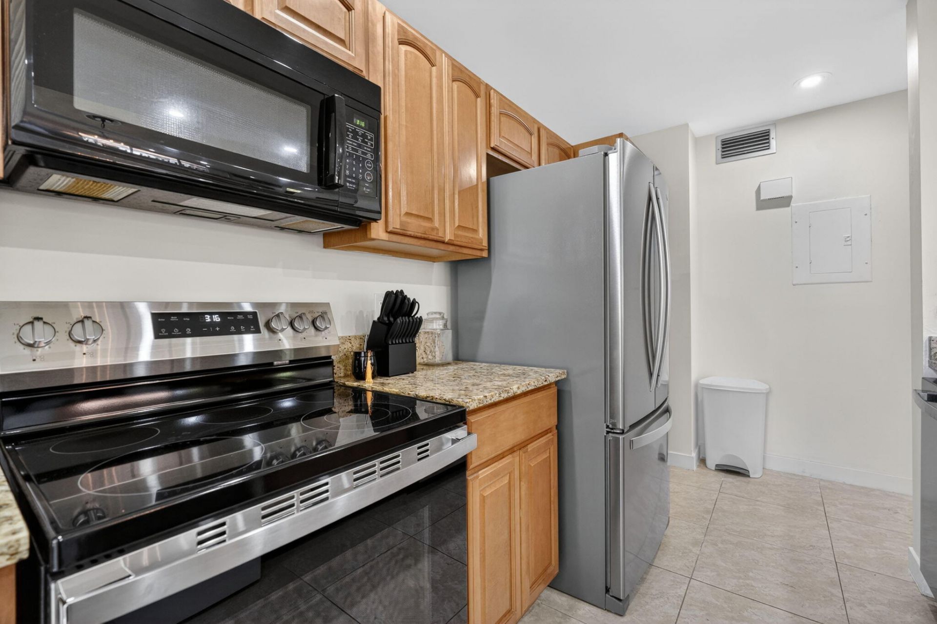 368 Brackenwood Circle, Palm Beach Gardens, FL 33418 Photo