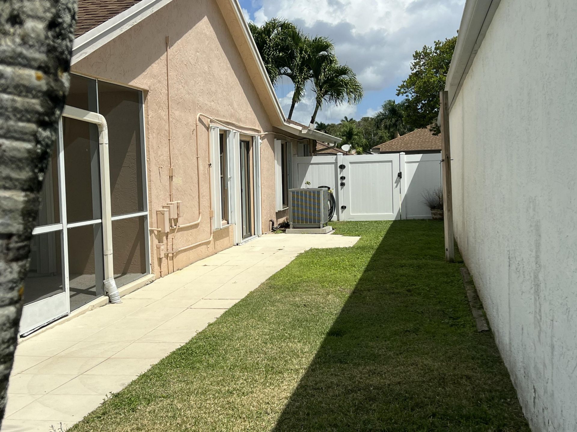 21023 Rustlewood Avenue, Boca Raton, FL 33428 Photo