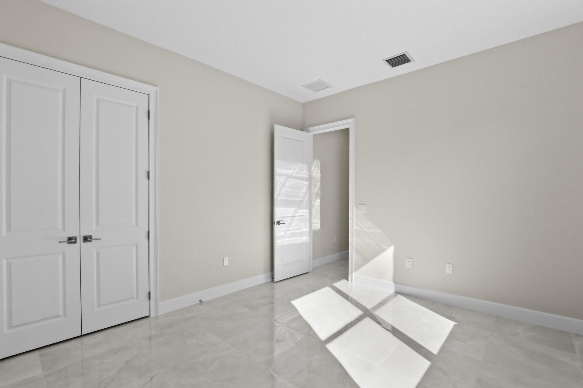 14823 Wildwood Circle, Westlake, FL 33470 Photo
