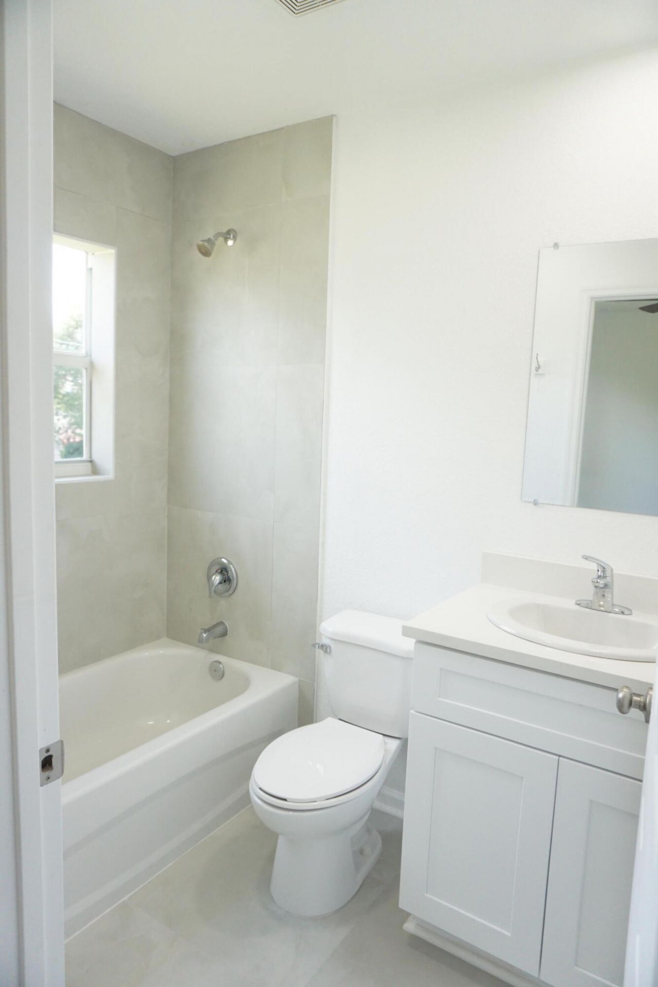 1173 W 28th Street, Unit 2, Riviera Beach, FL 33404 Photo