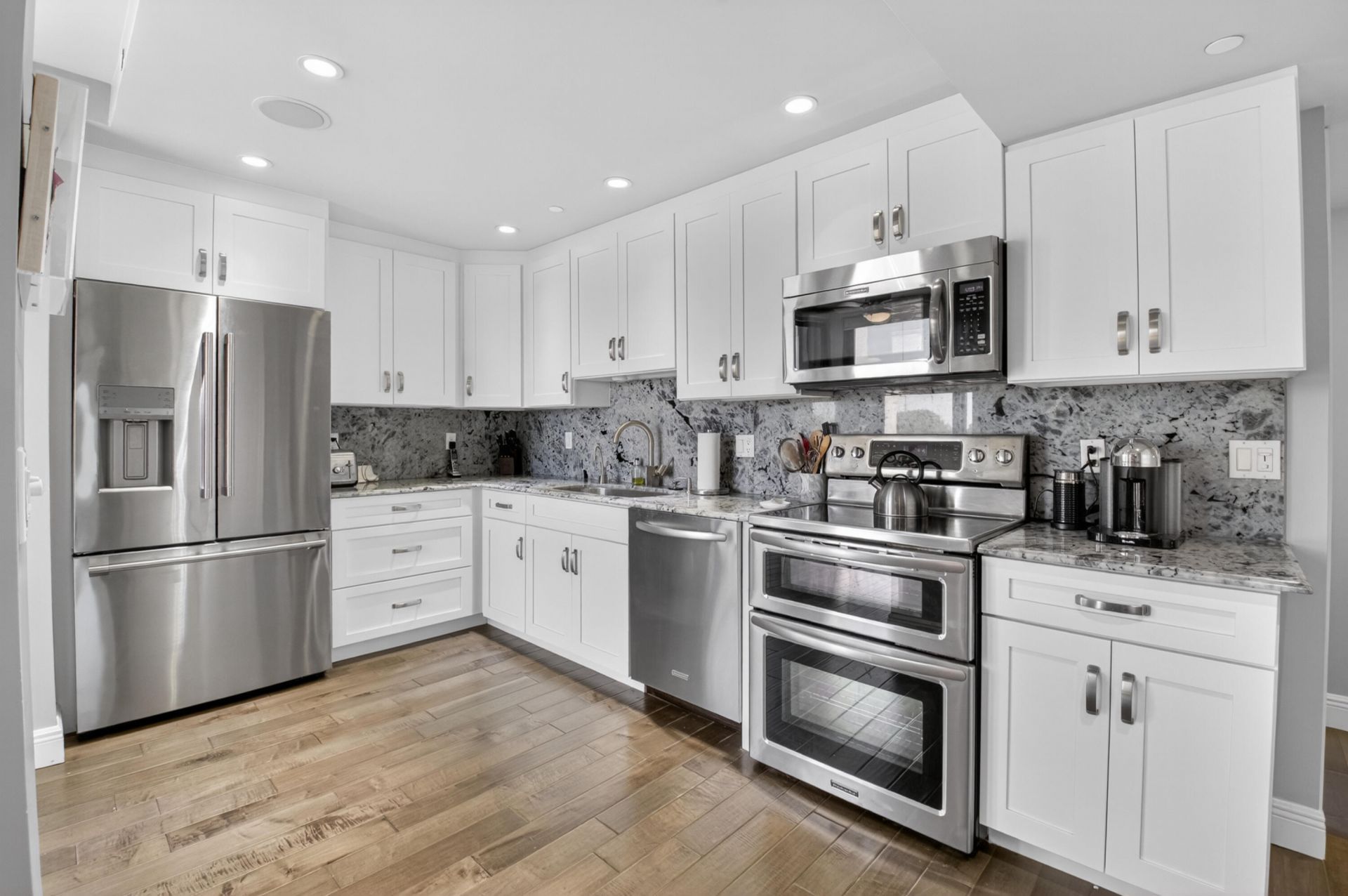 7802 Lakeside Boulevard, Unit 725, Boca Raton, FL 33434 Photo