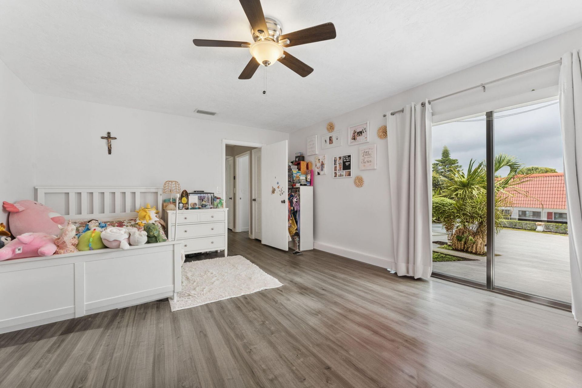 1425 Oxford Lane, Boynton Beach, FL 33426 Photo