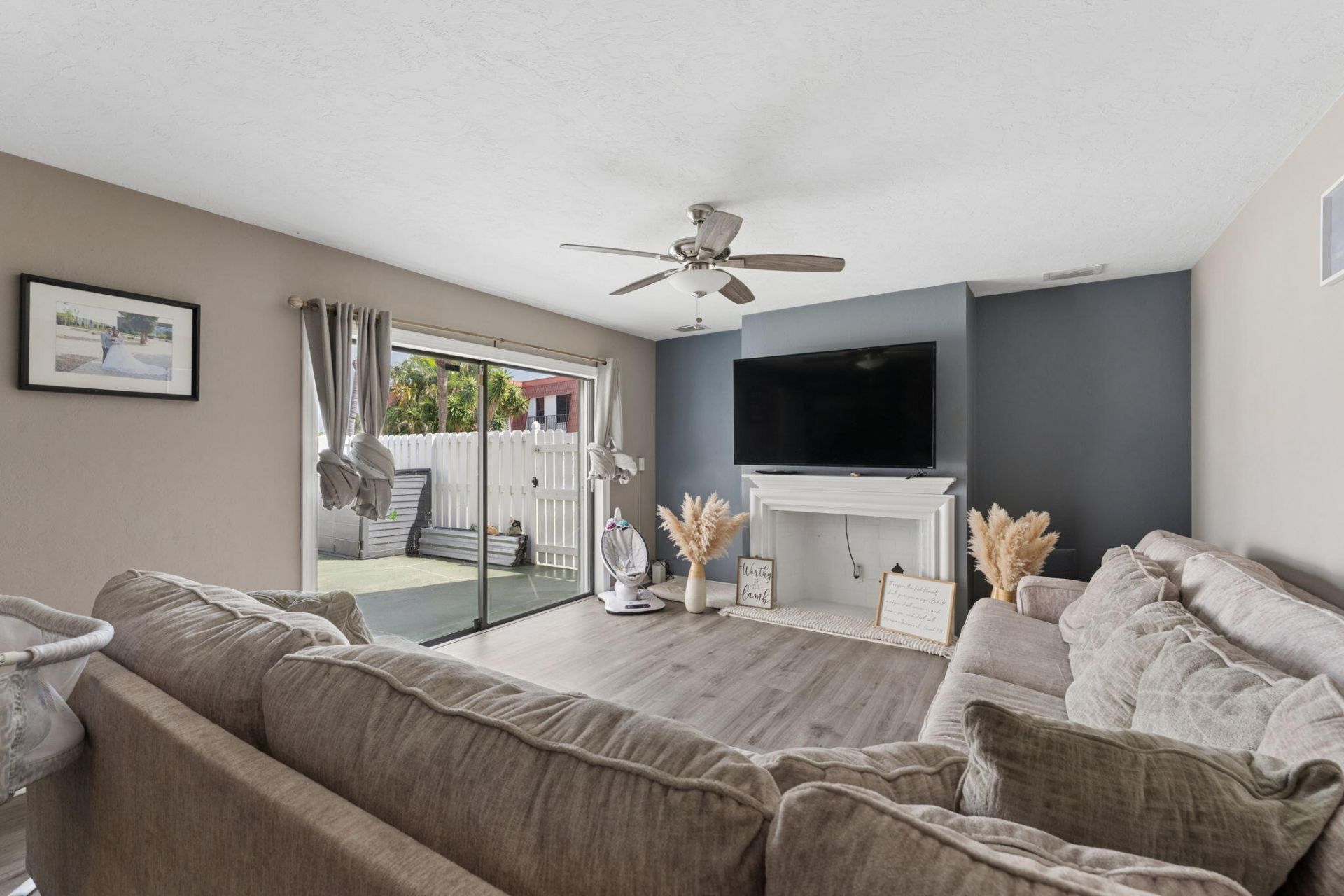 1425 Oxford Lane, Boynton Beach, FL 33426 Photo