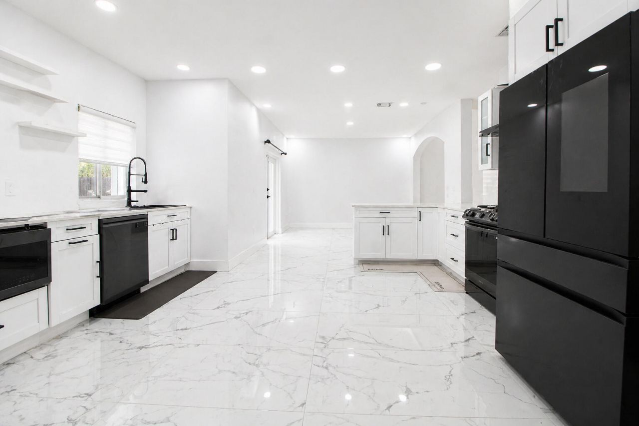 14455 SW 158th Path, Miami, FL 33196 Photo