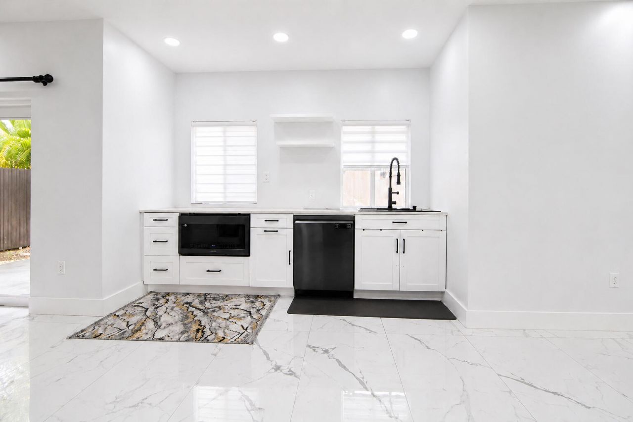 14455 SW 158th Path, Miami, FL 33196 Photo