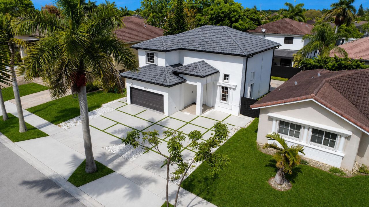 14455 SW 158th Path, Miami, FL 33196 Photo