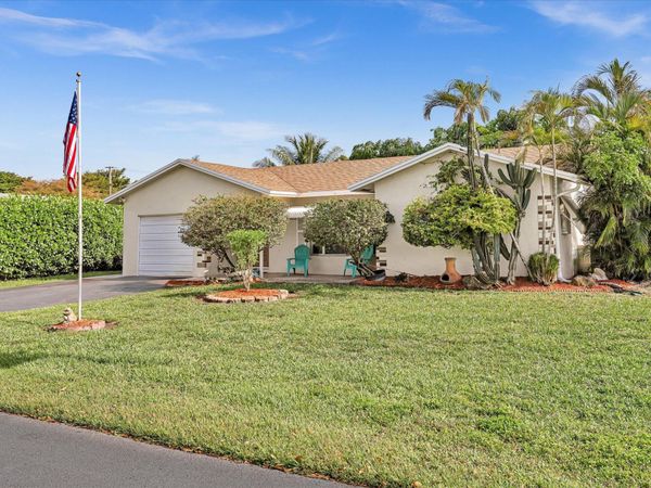 9603 NW 73rd Street, Tamarac, FL 33321