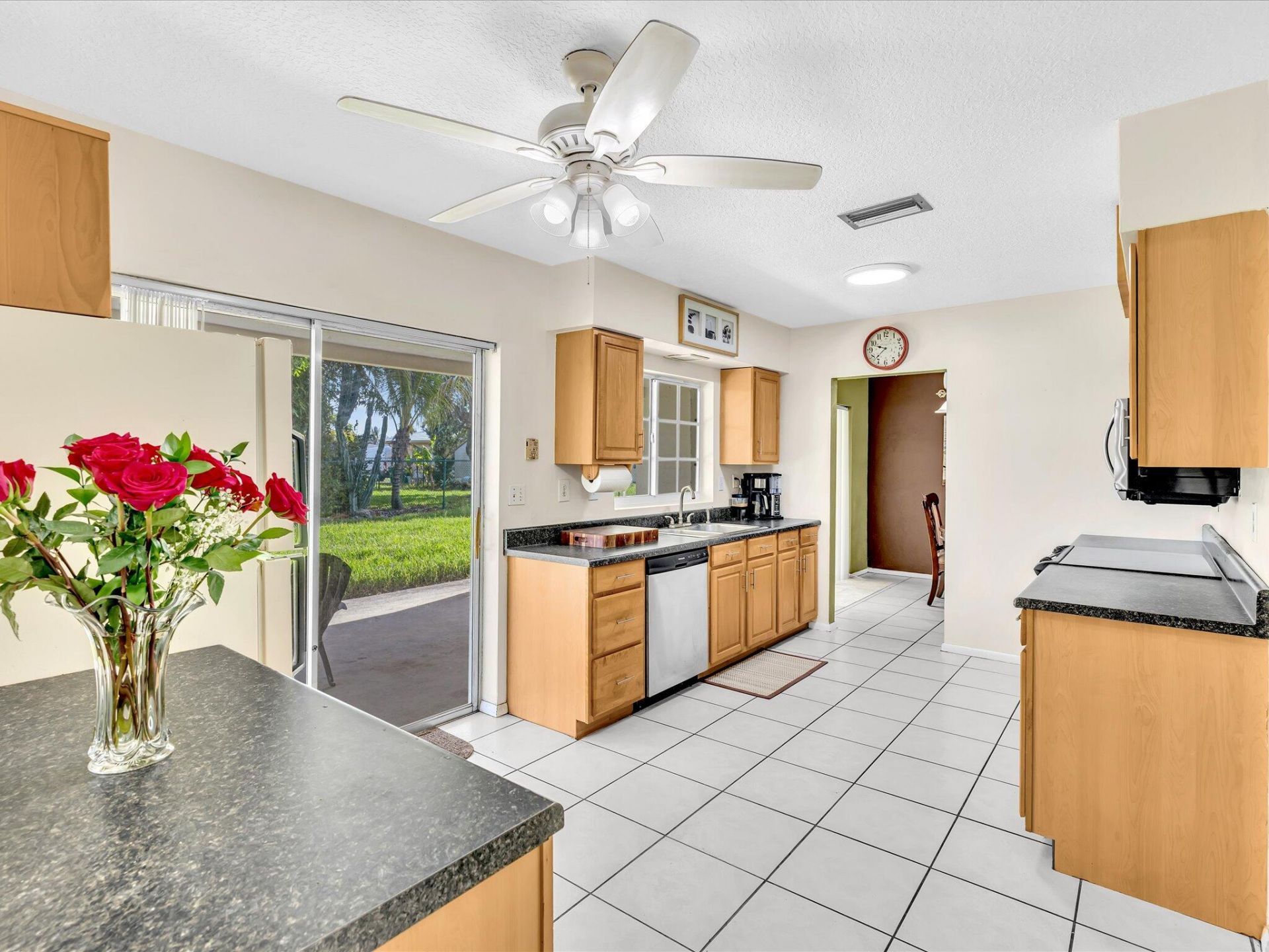9603 NW 73rd Street, Tamarac, FL 33321 Photo