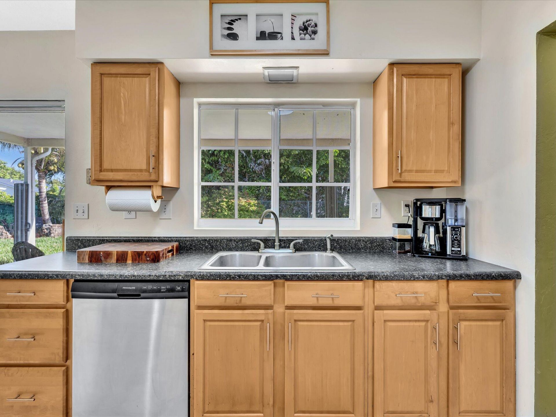 9603 NW 73rd Street, Tamarac, FL 33321 Photo