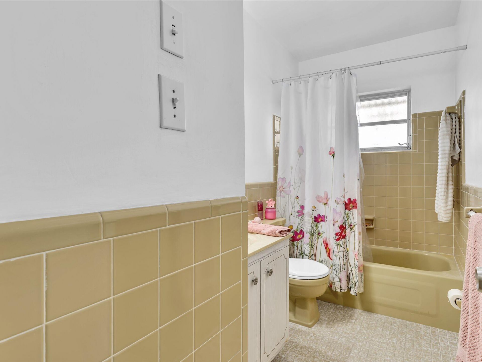 9603 NW 73rd Street, Tamarac, FL 33321 Photo