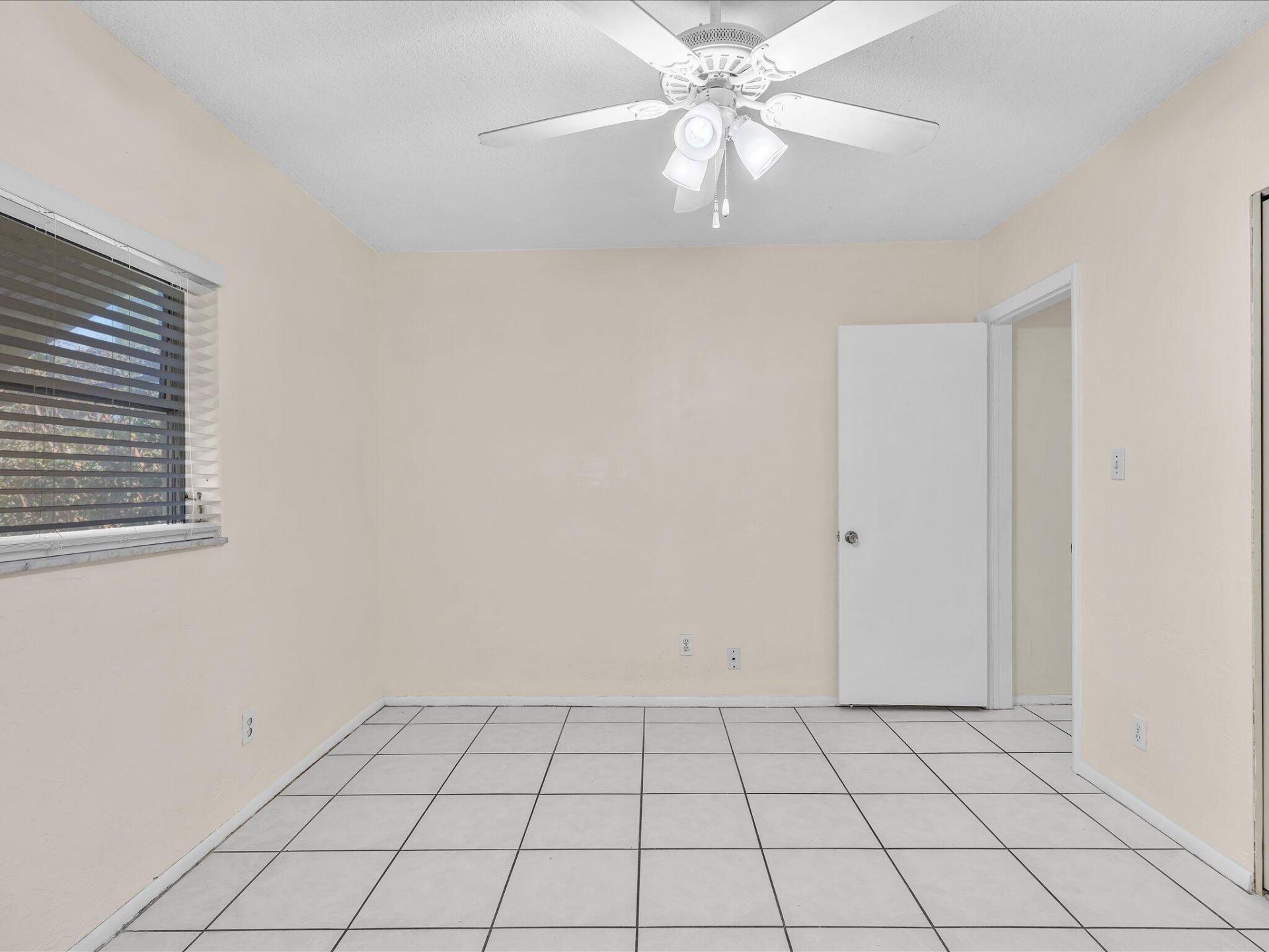 9603 NW 73rd Street, Tamarac, FL 33321 Photo