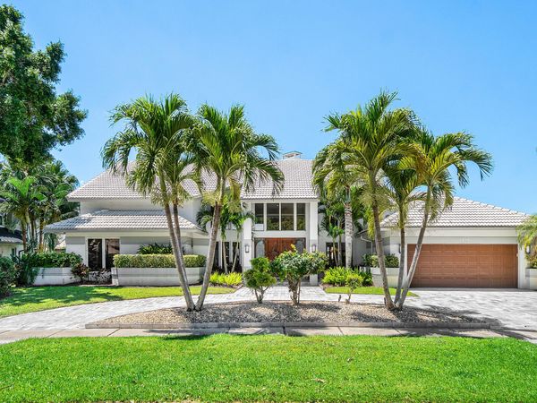 4440 Woodfield Boulevard, Boca Raton, FL 33434