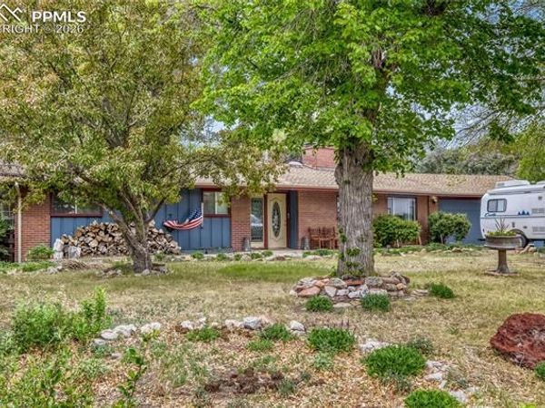 415 Chamberlin Place, Colorado Springs, CO 80906