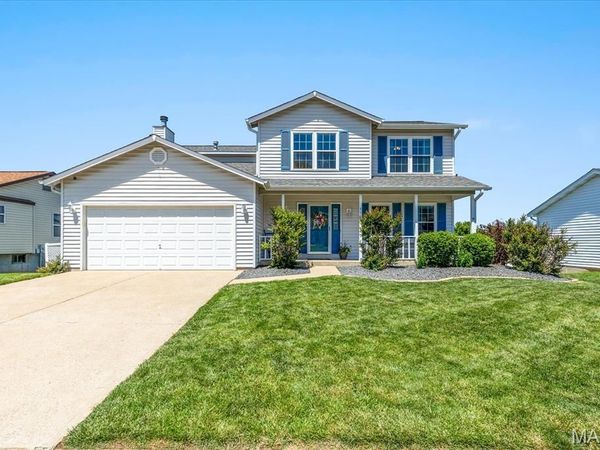 4010 Cambridge Crossing Drive, St Charles, MO 63304