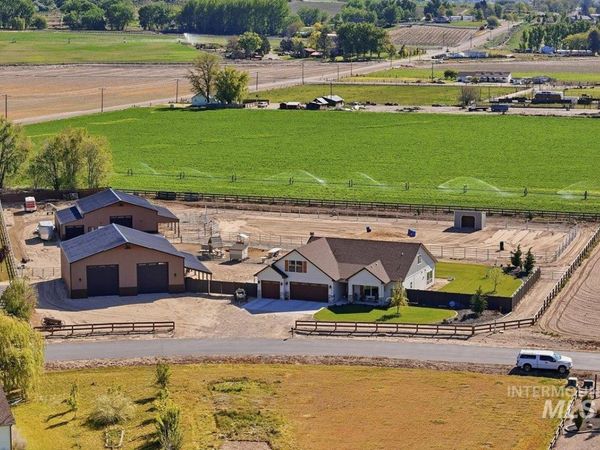 25810 Chandler Dr, Wilder, ID 83676