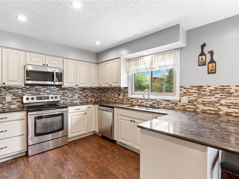 1941 Congress Lake Road, Mogadore, OH 44260 Photo 12
