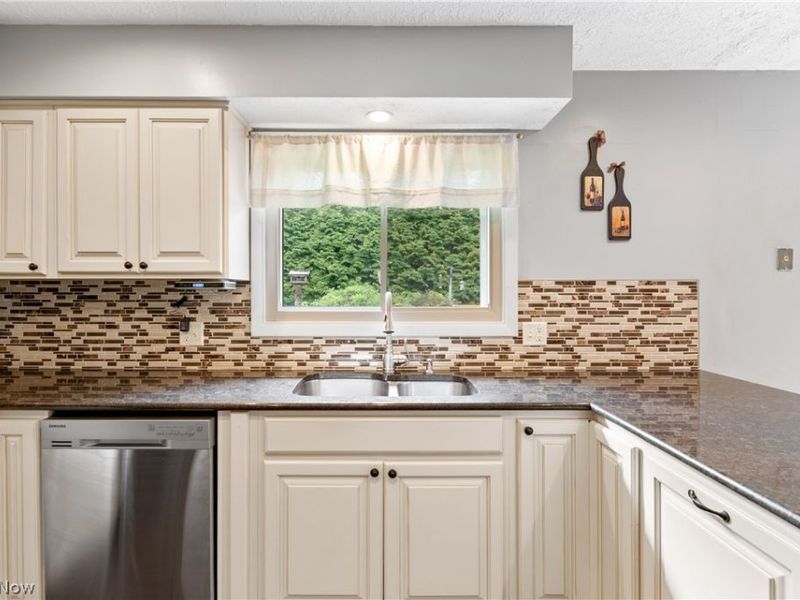 1941 Congress Lake Road, Mogadore, OH 44260 Photo 13