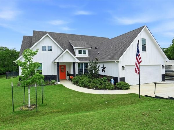 116 Lindsey Lane, Runaway Bay, TX 76426