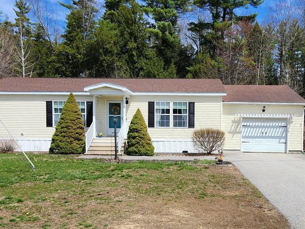 8 Timberline Drive, Tilton, NH 03276