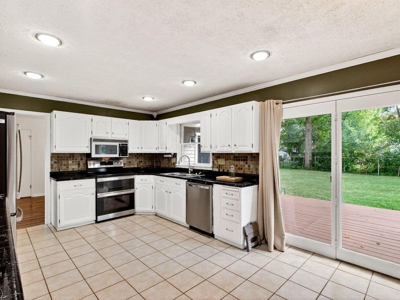 366 Hickory Drive, Marysville, OH 43040 Photo 13