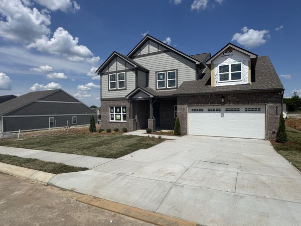 1933 Hildebrand Lane, Columbia, TN 38401
