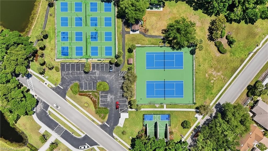 14570 Daffodil Dr, Unit 803, Fort Myers, FL 33919 Photo