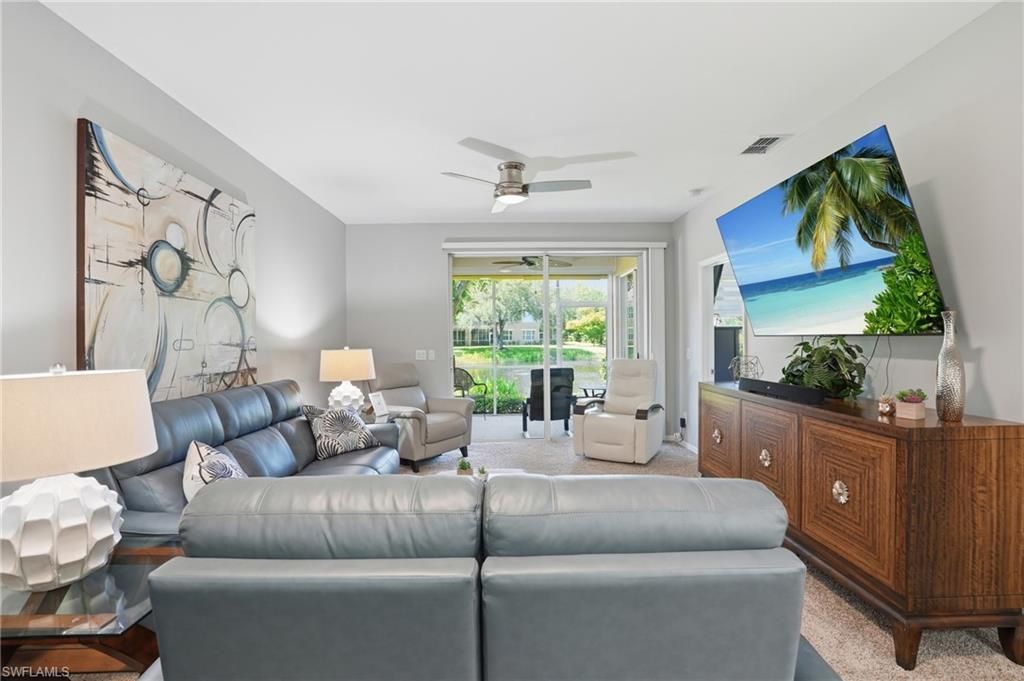 14570 Daffodil Dr, Unit 803, Fort Myers, FL 33919 Photo
