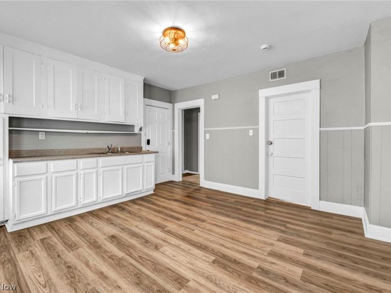 6808 Lansing Avenue, Cleveland, OH 44105 Photo 23