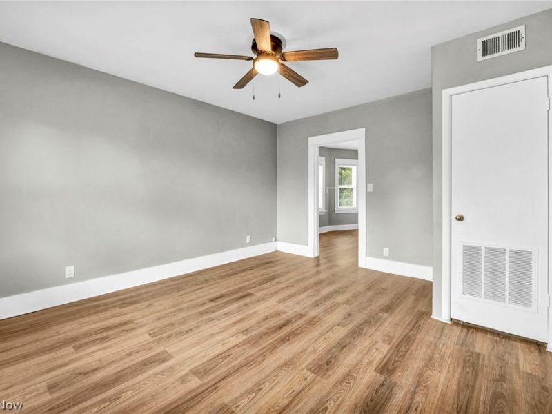 6808 Lansing Avenue, Cleveland, OH 44105 Photo 29