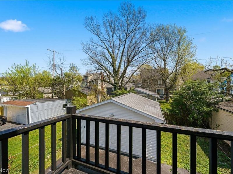 829 Helmsdale Road, Cleveland Heights, OH 44112 Photo 25