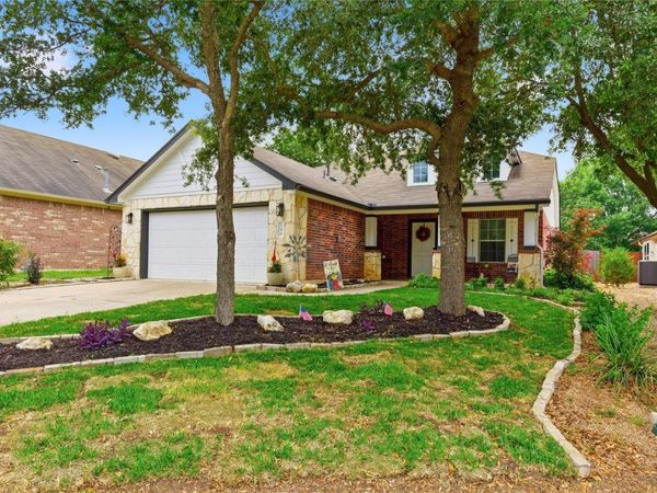 180 Mystic Shadow LN, Buda, TX 78610