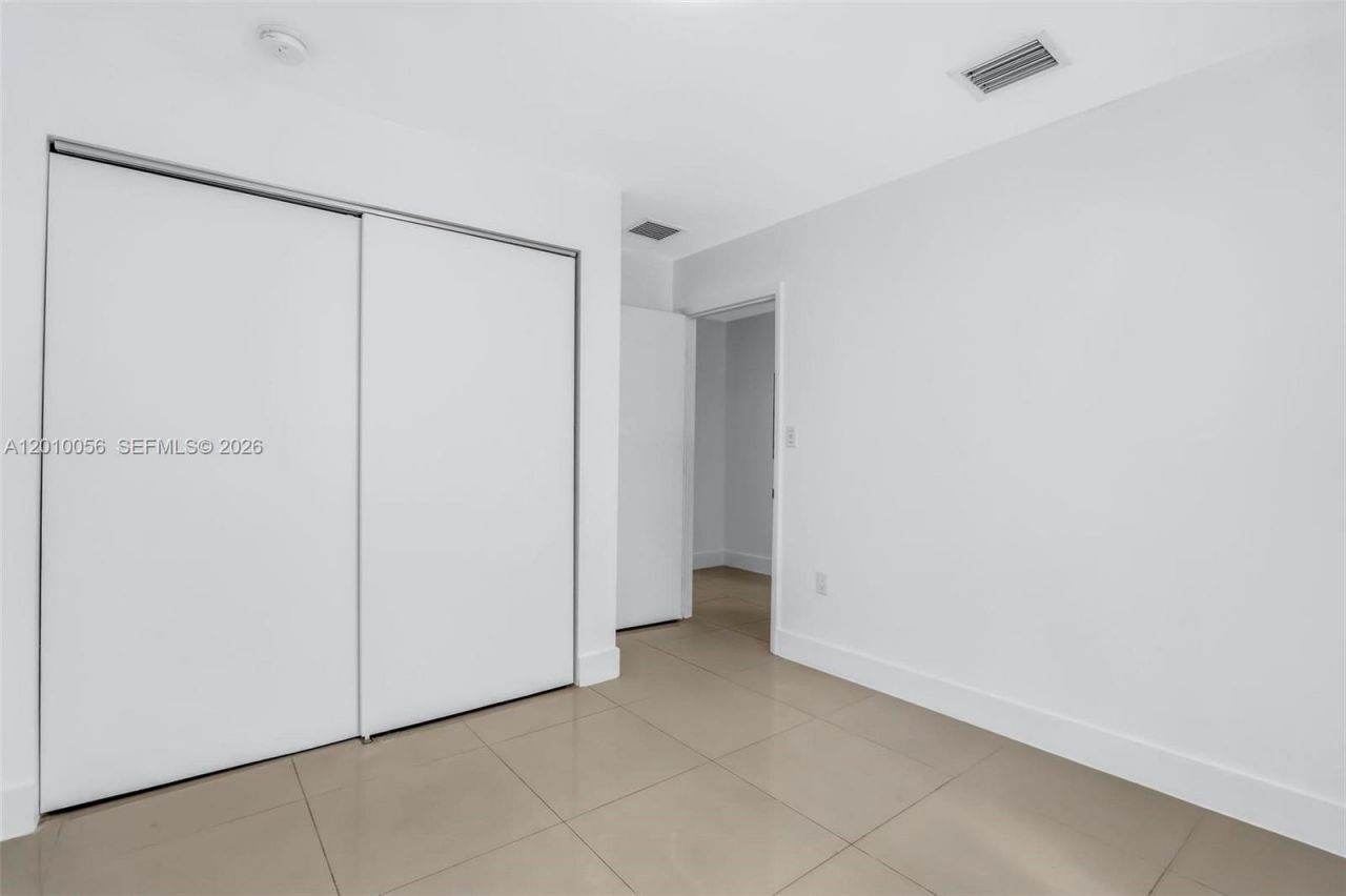 1180 NW 67th St, Unit 1, Miami, FL 33150 Photo