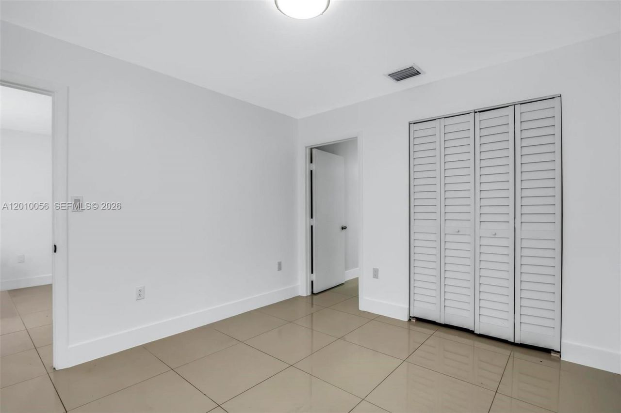 1180 NW 67th St , Unit 1, Miami, FL 33150 Photo