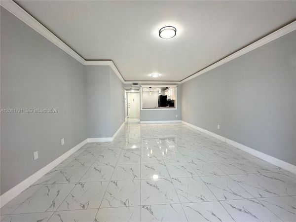 871 NE 207th Ter , Unit 4-202, Miami, FL 33179