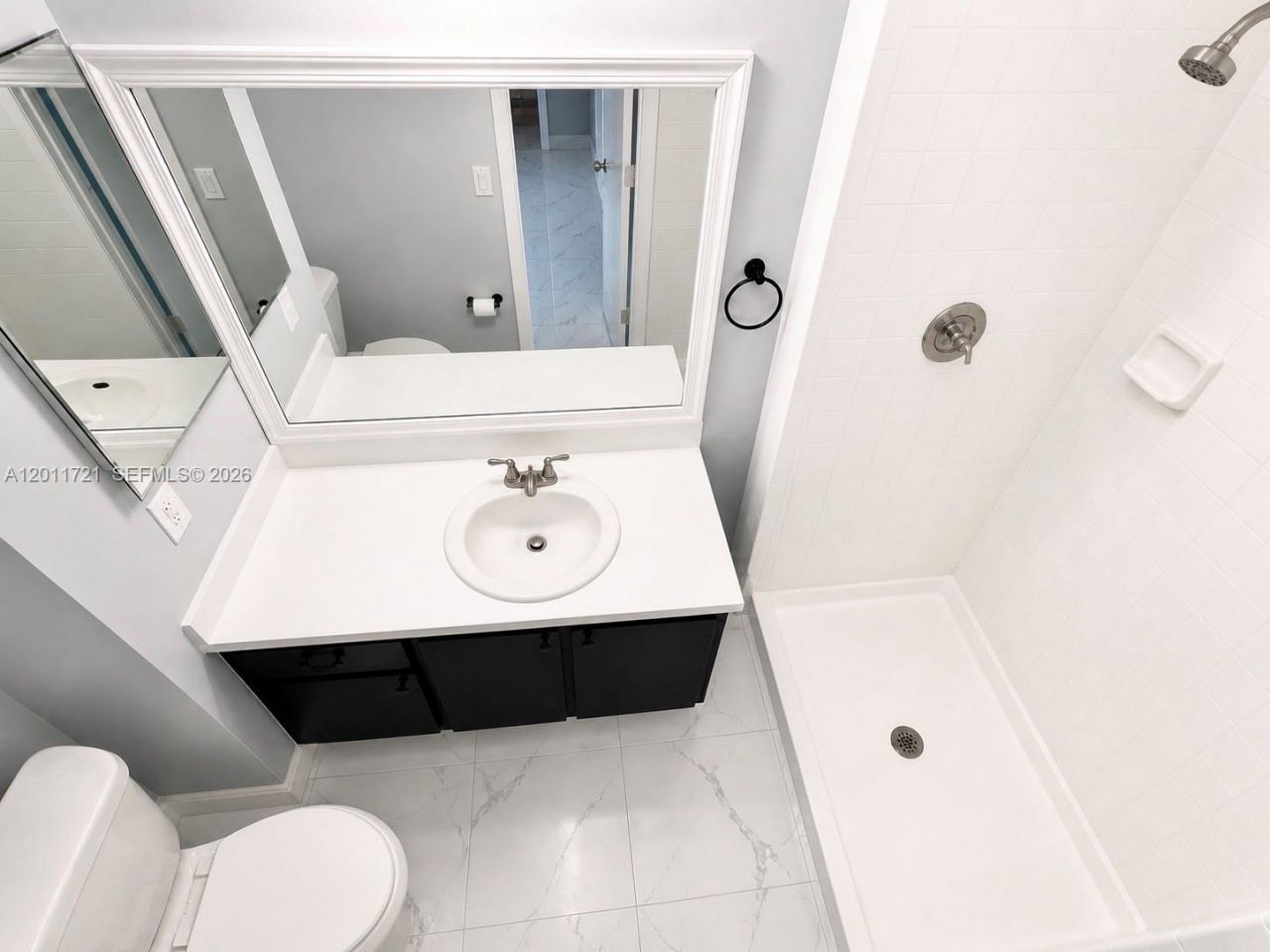 871 NE 207th Ter, Unit 4-202, Miami, FL 33179 Photo