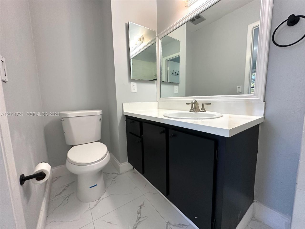 871 NE 207th Ter, Unit 4-202, Miami, FL 33179 Photo
