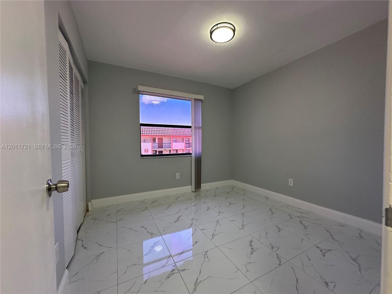 871 NE 207th Ter, Unit 4-202, Miami, FL 33179 Photo