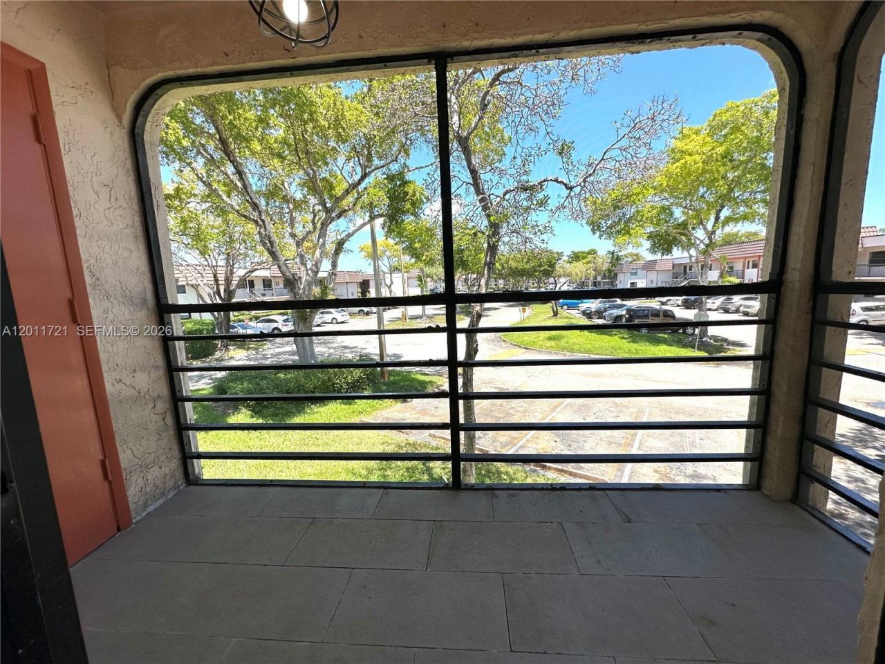 871 NE 207th Ter, Unit 4-202, Miami, FL 33179 Photo