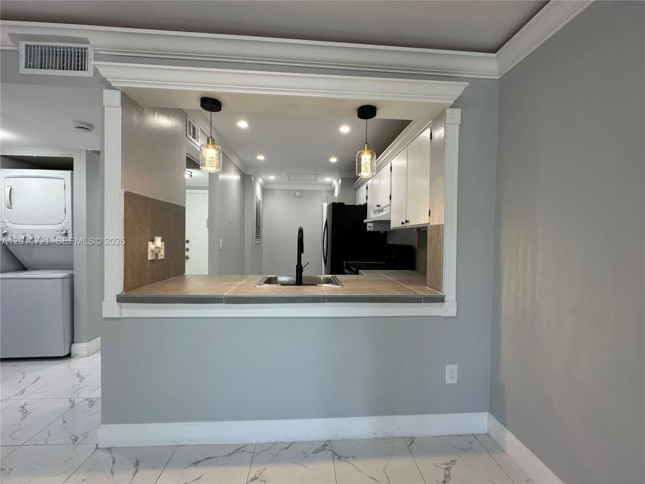 871 NE 207th Ter, Unit 4-202, Miami, FL 33179 Photo