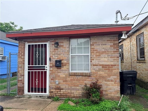 2123 MARIGNY Street , New Orleans, LA 70117