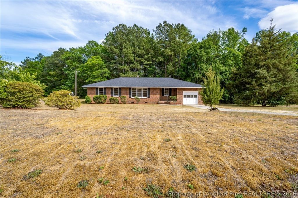 7299 Laurenburg Road, Raeford, NC 28376 Main Photo