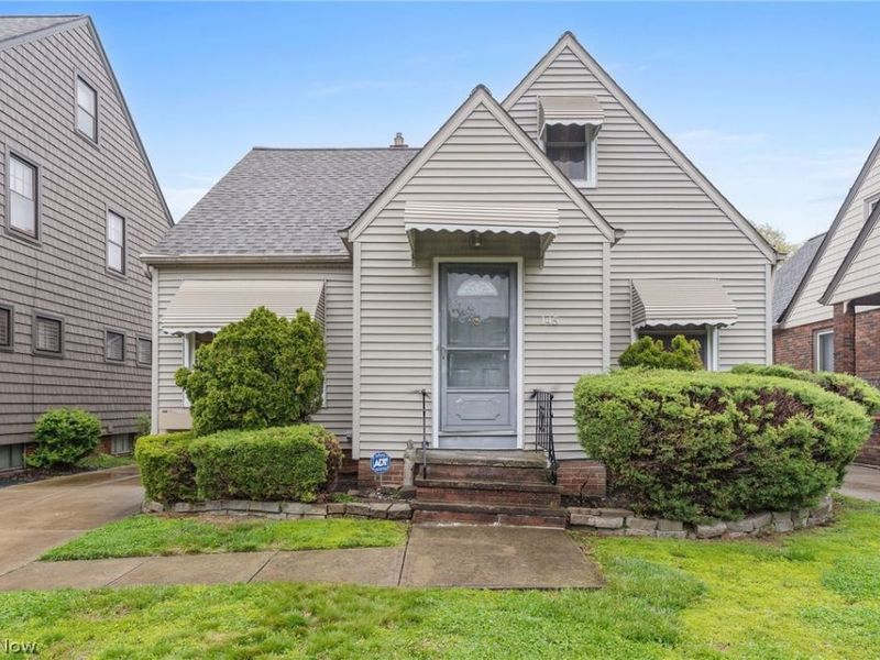 145 E 190th Street, Euclid, OH 44119 Photo 1