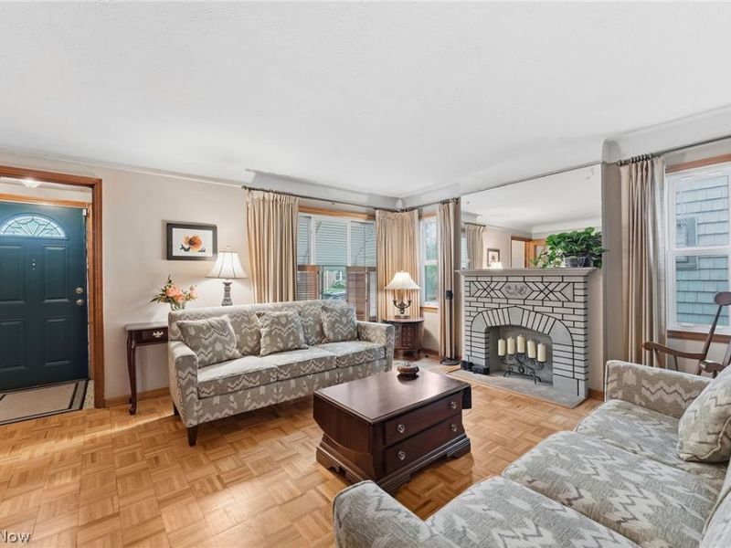 145 E 190th Street, Euclid, OH 44119 Photo 8