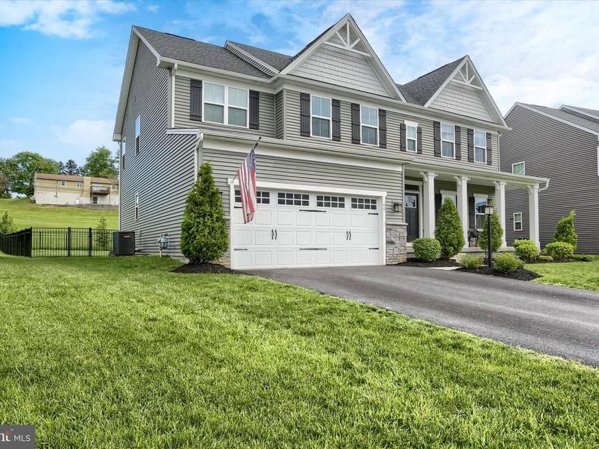 40 Grayhawk Way N, Mechanicsburg, PA 17050 Main Photo