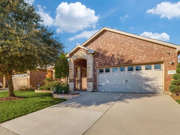 5109 Glen Meadow Drive, Arlington, TX 76001
